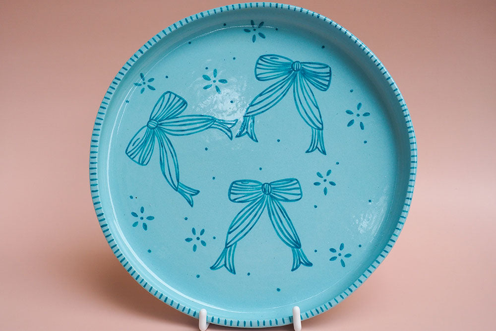 Darling Bows Dinner Plate