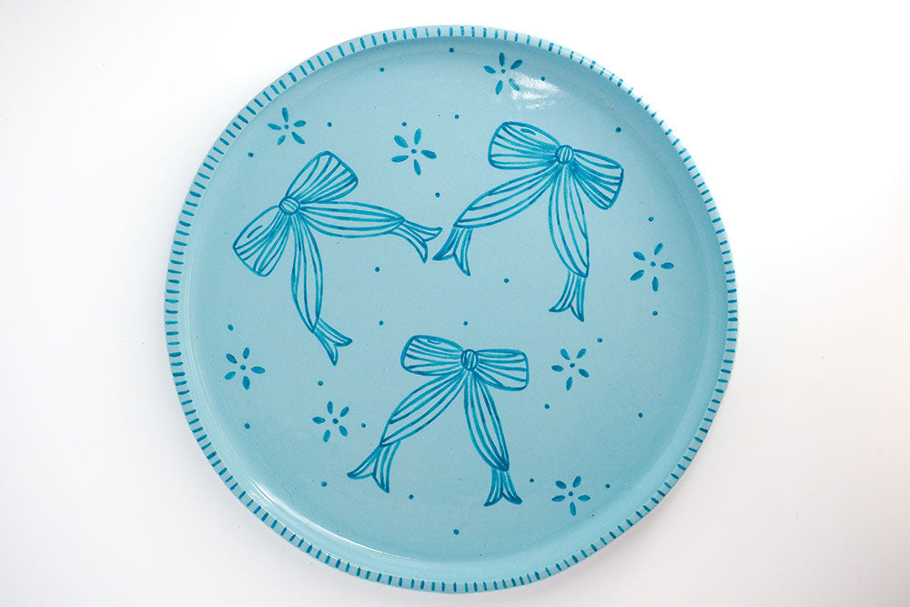 Darling Bows Dinner Plate