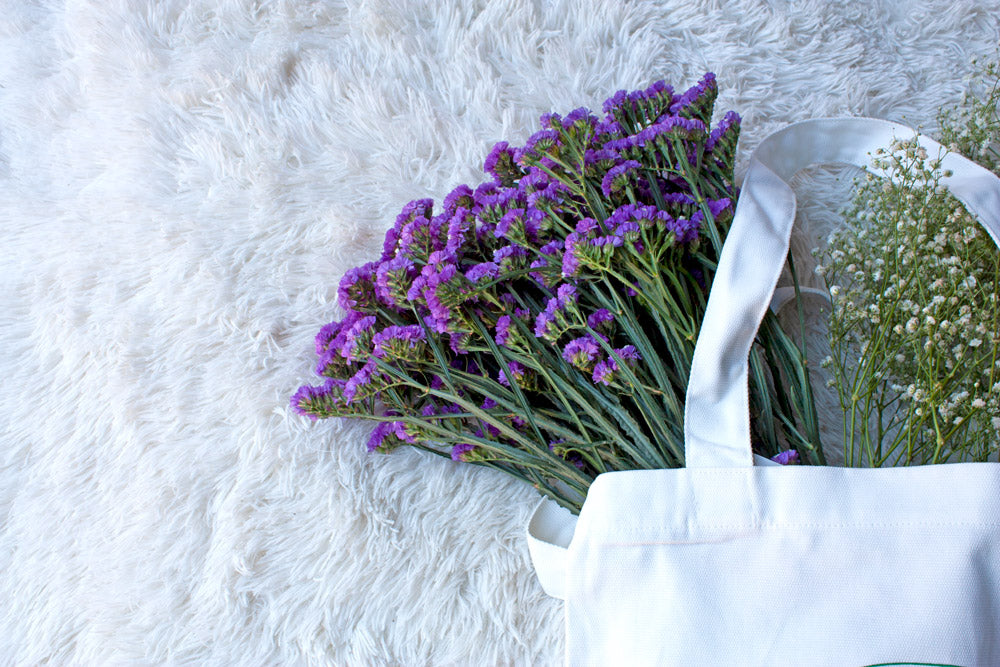 Earth Pledge Carry Bag - Kathy Gardiner